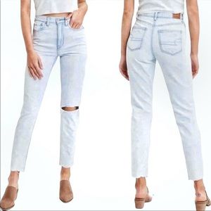 American Eagle Mom Jeans
